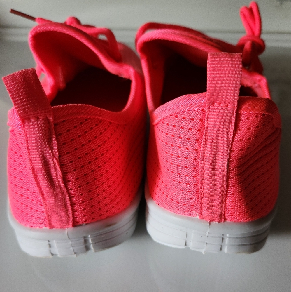 Pink Cloth Sneakers - Picture 2 of 4